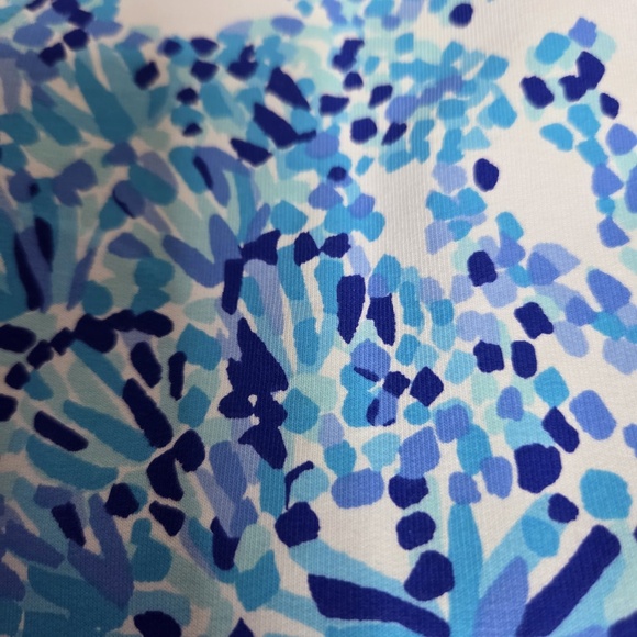 Lilly Pulitzer Skipper Popover "Shell Me You Love Me" - Picture 2 of 12